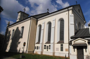 Mała architektura przy kościele św. Katarzyny, Warszawa